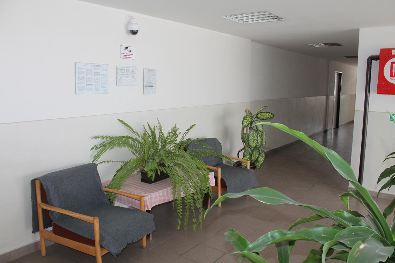 Hostel Turist Зволен Екстериор снимка
